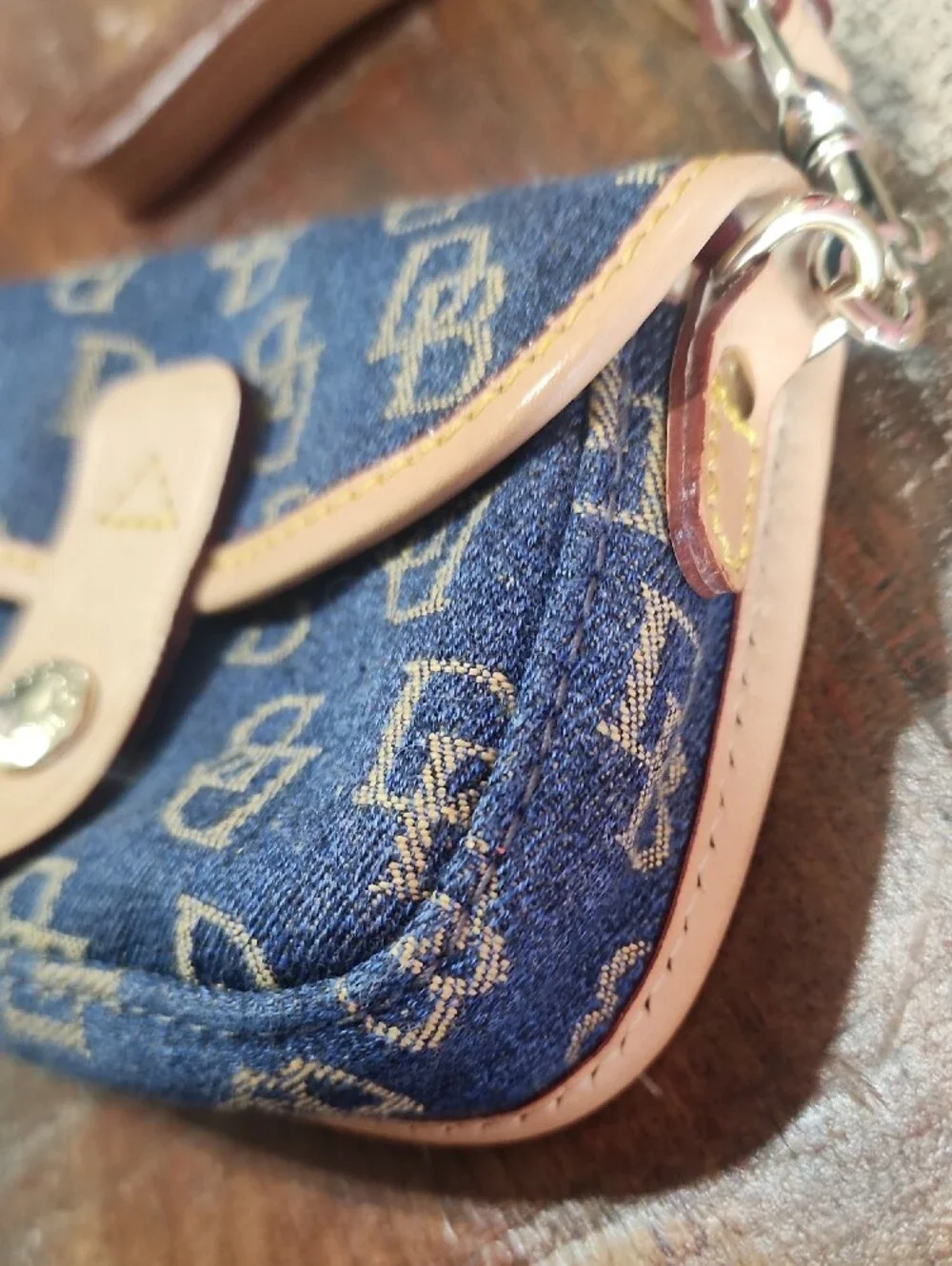 Dooney & Bourke Denim Blue Leather Signature DB Wristlet Clutch Snap Pouch